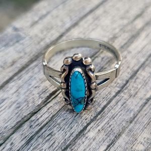 Vintage Sterling Silver Southwestern Turquoise Ring, Size 6.75